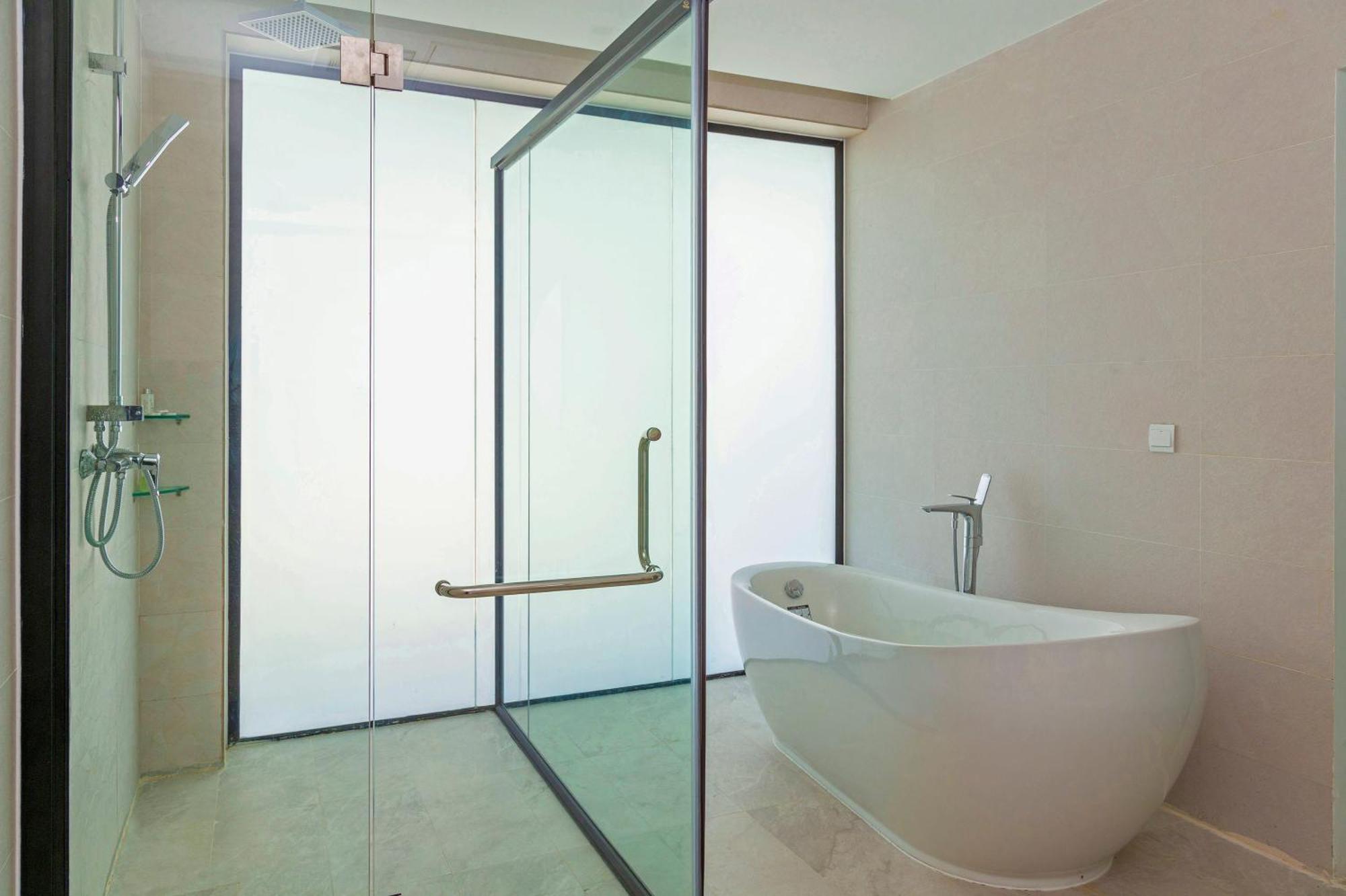 Pearl Beach Resort & Spa Rongszanlöm-sziget Kültér fotó